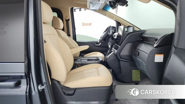 Hyundai Staria id 4280358 из Кореи 18