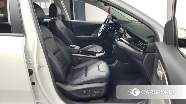 Kia Niro Plus id 4603087 из Кореи 18