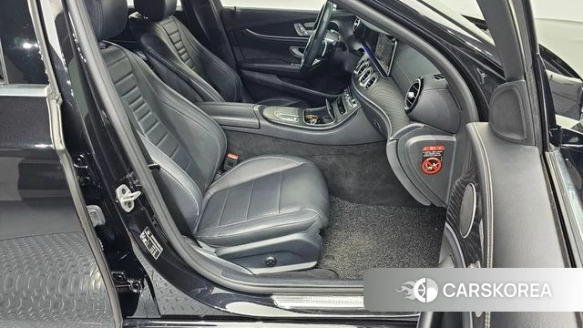 Mercedes-Benz E-Class W213 id 4657222 из Кореи 18