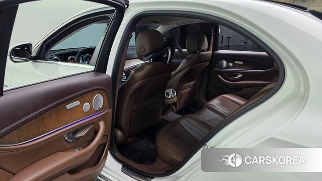 Mercedes-Benz E-Class W213 id 4604839 из Кореи 18