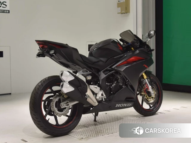 Проданный Honda CBR250RR 2017 из Японии, фото 2