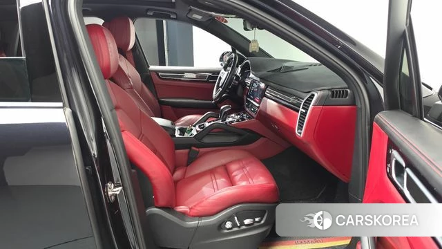 Porsche Cayenne (PO536) id 4310588 из Кореи 18
