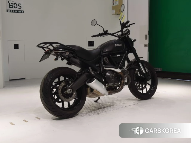 Проданный Ducati SCRAMBLER ICON 2015 из Японии, фото 2