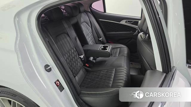 Genesis G70 id 4557695 из Кореи 18