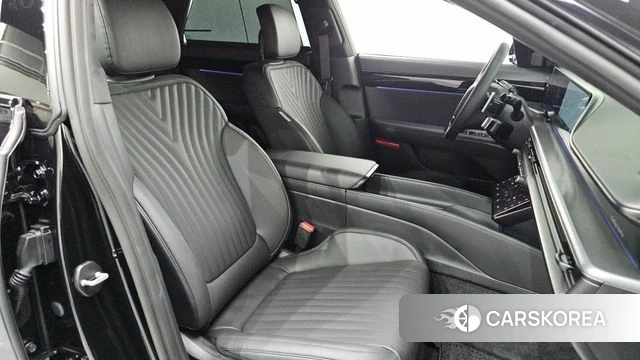 Hyundai Grandeur (GN7) id 4622901 из Кореи 18
