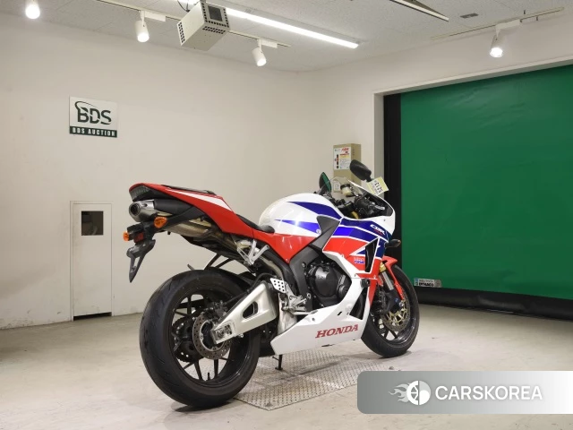 Проданный Honda CBR600RR 2015 из Японии, фото 2
