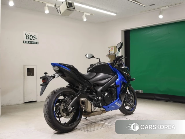 Проданный Suzuki GSX-S1000F 2019 из Японии, фото 2