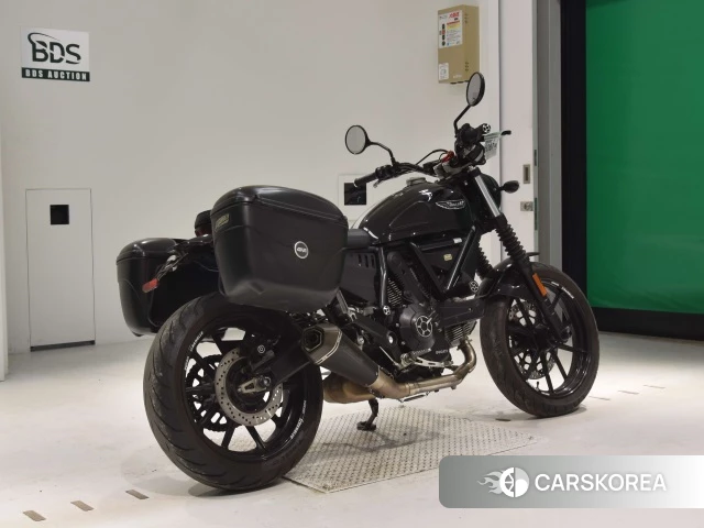 Проданный Ducati SCRAMBLER SIXTY2 2016 из Японии, фото 2