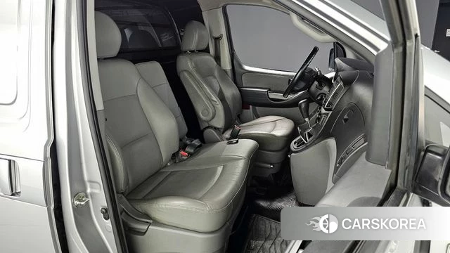 Hyundai The New Grand Starex id 4345823 из Кореи 18