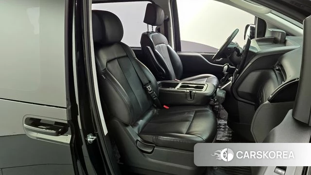 Hyundai Staria id 4281386 из Кореи 18