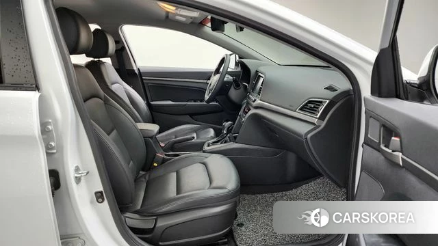 Hyundai Avante AD id 4403498 из Кореи 18
