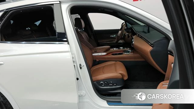 Genesis GV70 id 4442783 из Кореи 18