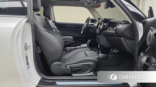 Mini Cooper id 4950732 из Кореи 18