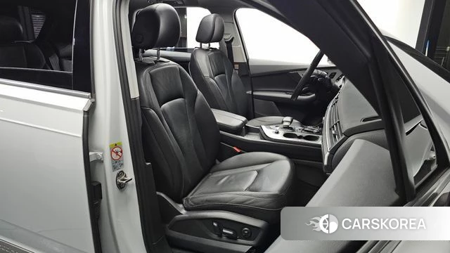 Audi Q7 (4M) id 4604922 из Кореи 18