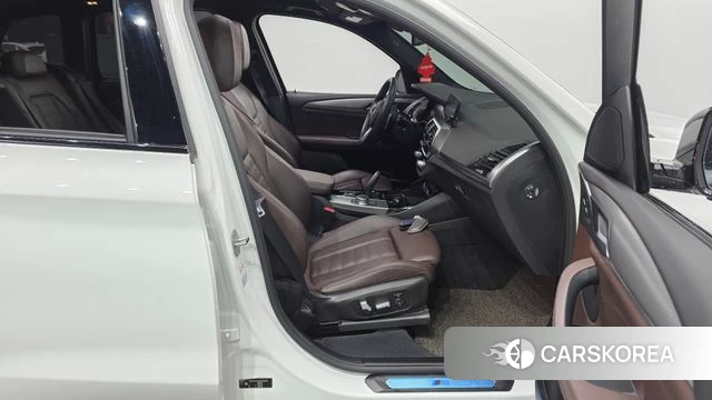 BMW X3 (G01) id 4232457 из Кореи 18