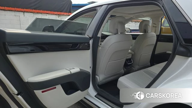Hyundai Grandeur Hybrid (GN7) id 4589969 из Кореи 18
