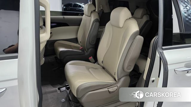 Kia Carnival 4th generation id 4396141 из Кореи 18