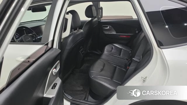 Kia Niro Plus id 4730935 из Кореи 18