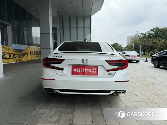 Honda Accord id 4358874 из Китая 18
