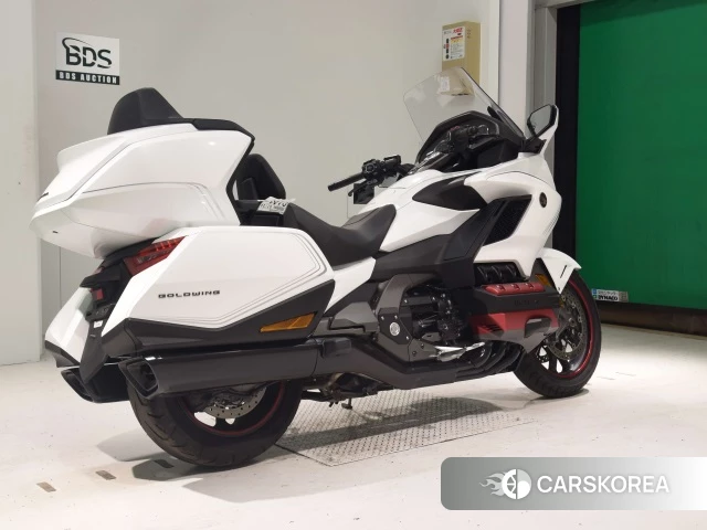 Проданный Honda GL1800 TOUR 2020 из Японии, фото 2