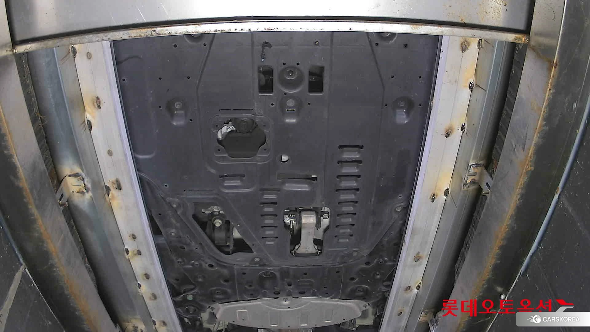 Kia Carnival id 3875747 из Кореи 18