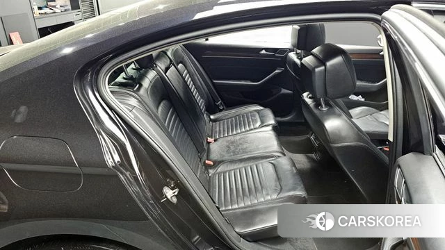 Volkswagen Passat GT (B8) id 4233144 из Кореи 18