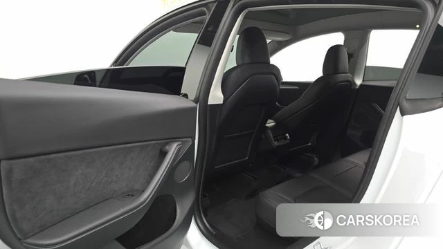 Tesla Model Y id 4778183 из Кореи 18