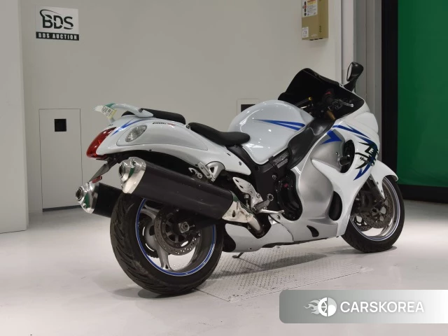 Проданный Suzuki GSX1300R HAYABUSA 2010 из Японии, фото 2