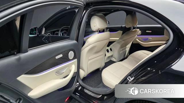 Mercedes-Benz E-Class W213 id 4280858 из Кореи 18