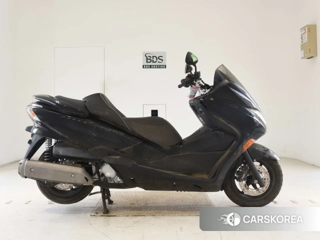Honda FORZA Z id 3948663 из Японии 17