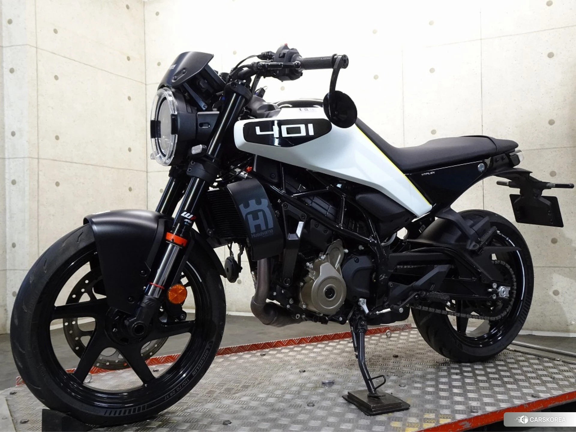 Husqvarna VITPILEN 401 id 3939705 из Японии 18