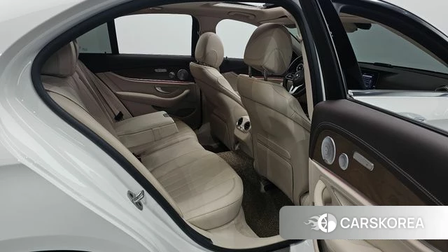 Mercedes-Benz E-Class W213 id 4507897 из Кореи 18