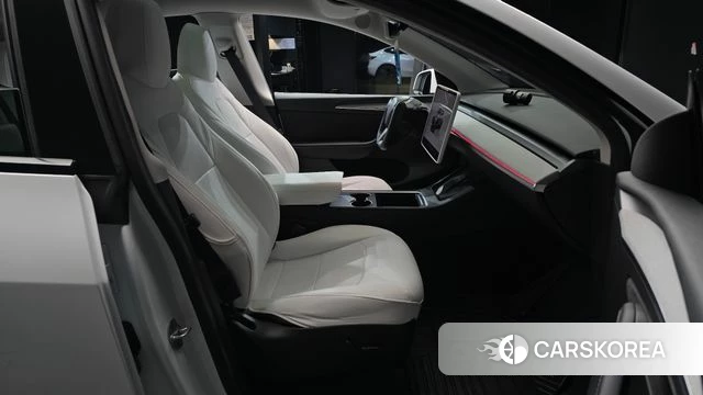 Tesla Model Y id 4549212 из Кореи 18