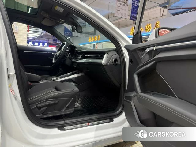 Audi A3 id 4374726 из Китая 18