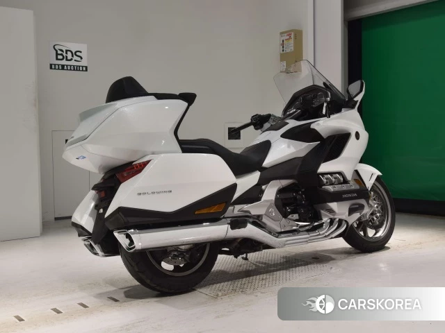 Проданный Honda GL1800 TOUR DCT 2019 из Японии, фото 2