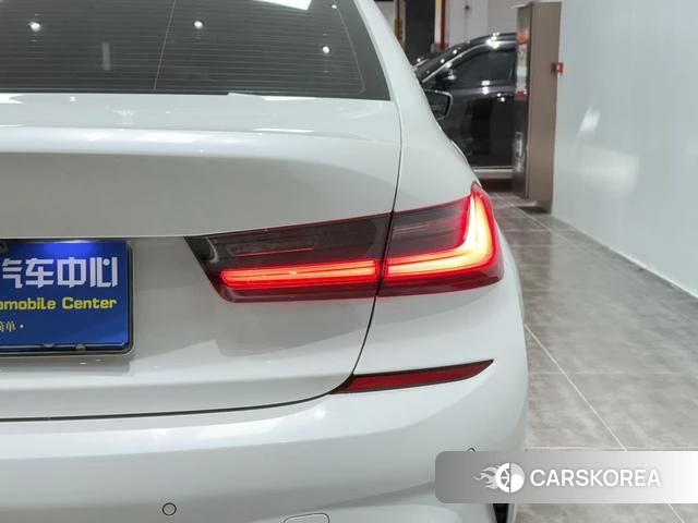 BMW 3 series id 4273421 из Китая 18