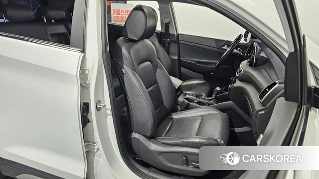Hyundai All New Tucson id 4356843 из Кореи 18