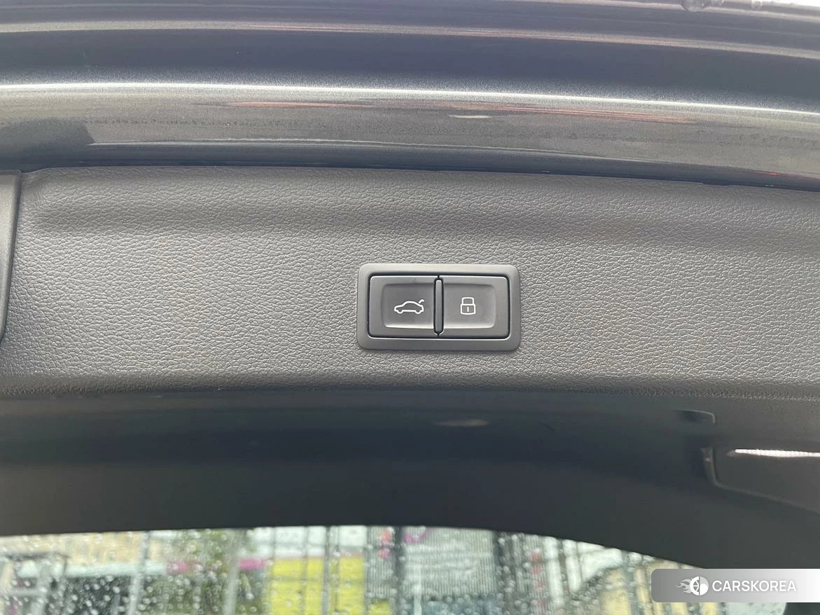 Audi Q3 id 4426838 из Китая 18