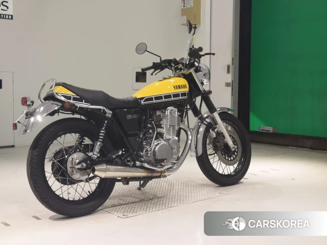 Проданный Yamaha SR 400 2016 из Японии, фото 2