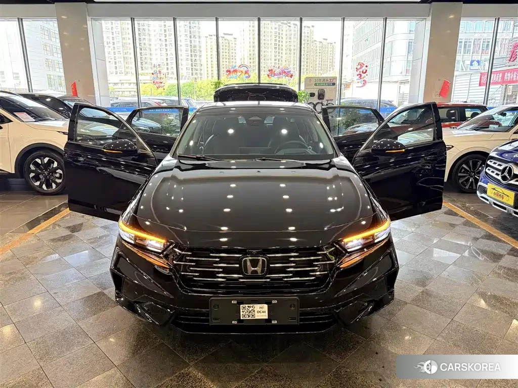 Honda Accord id 4622312 из Китая 18