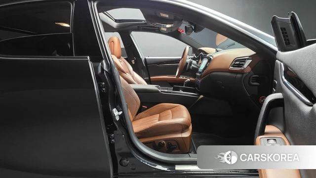 Maserati Ghibli id 4733005 из Кореи 18
