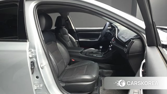 Hyundai Grandeur IG id 4672690 из Кореи 18