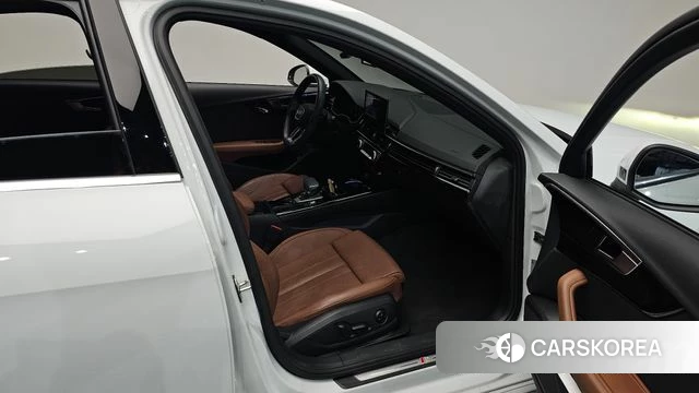 Audi A4 (B9) id 4457910 из Кореи 18