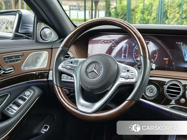 Mercedes-Benz Maybach S-class id 4238797 из Китая 18