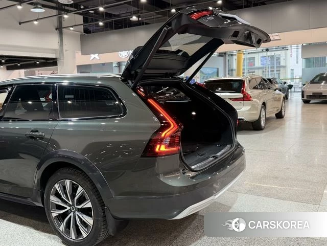 Volvo V90 id 4240934 из Китая 18