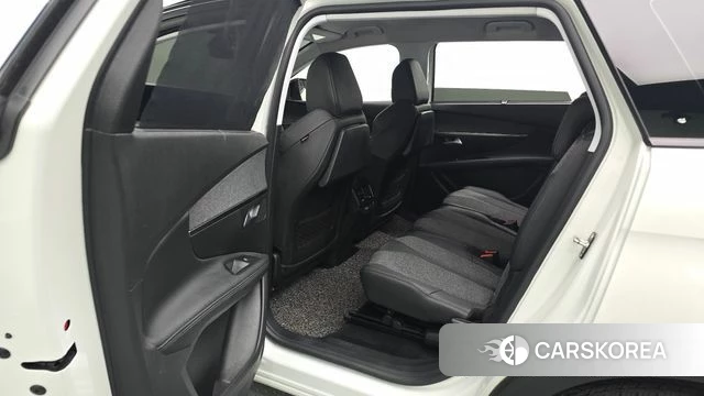 Peugeot 5008 second generation id 4232472 из Кореи 18