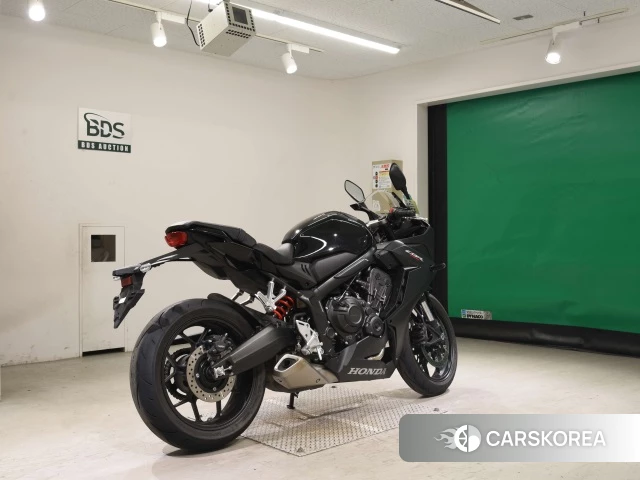 Проданный Honda CBR650R 2023 из Японии, фото 2