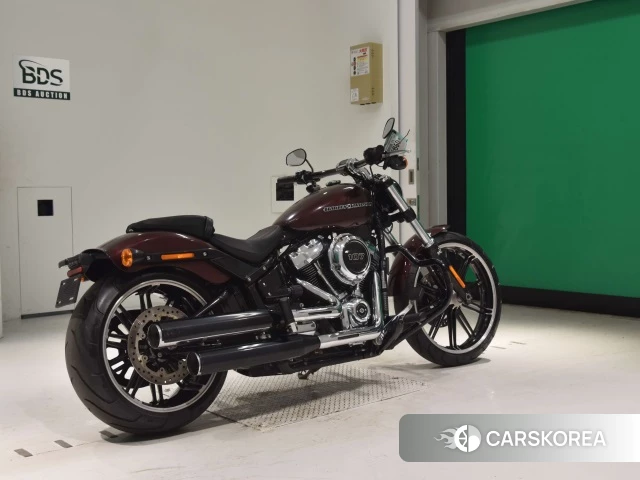 Проданный Harley-Davidson Softail Breakout FXBR1750 2018 из Японии, фото 2