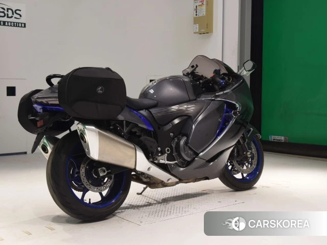 Проданный Suzuki GSX1300R HAYABUSA 2022 из Японии, фото 2