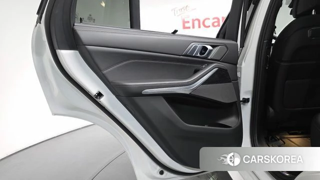 BMW X5 (G05) id 4590691 из Кореи 17